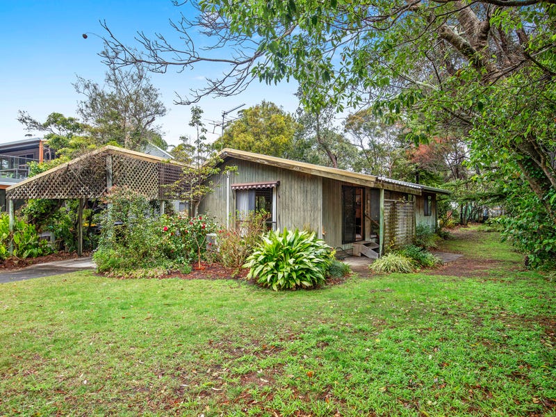 7 Larmer Close, Broulee, NSW 2537 Property Details