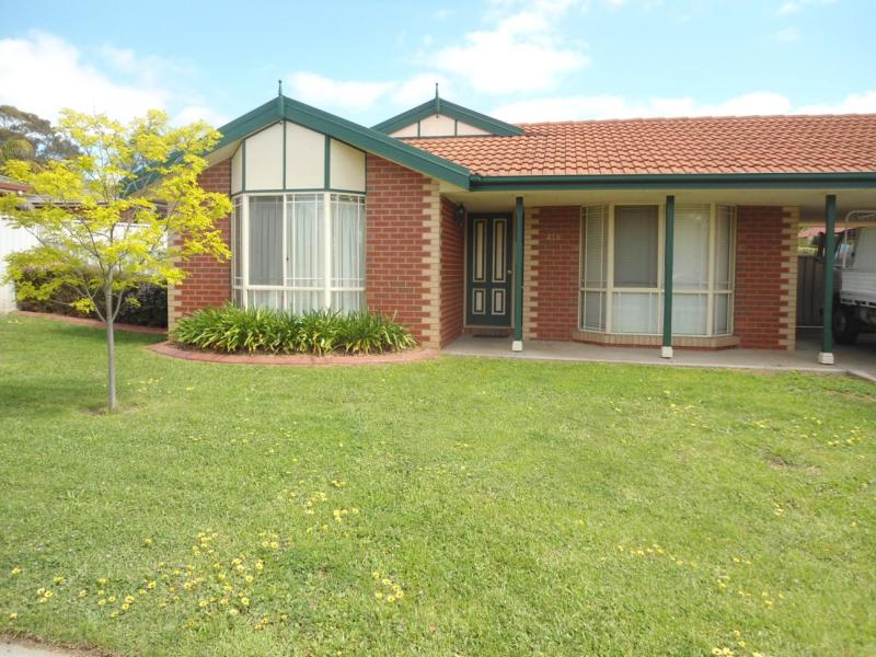 216 Mackenzie Street W, Kangaroo Flat, VIC 3555