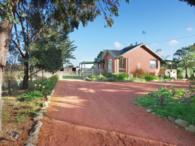 44 Charlemont Road, Marshall, Vic 3216 Property Details