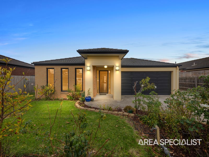 12 Bailey Boulevard, Koo Wee Rup, VIC 3981