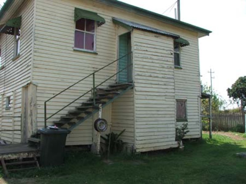 13 Stephens Street E, Murgon, QLD 4605