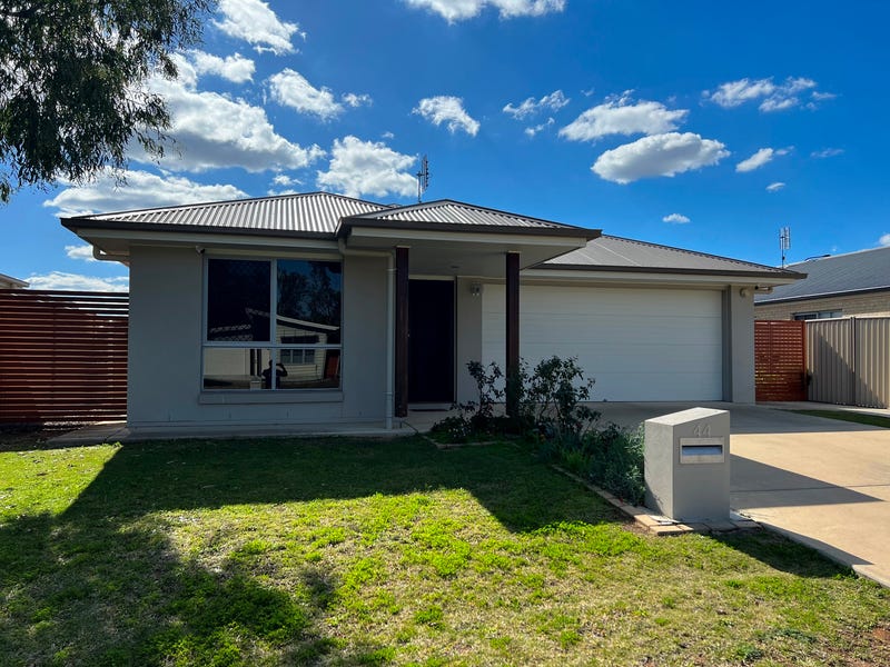 44 Ellem Drive, Chinchilla, Qld 4413 House for Sale