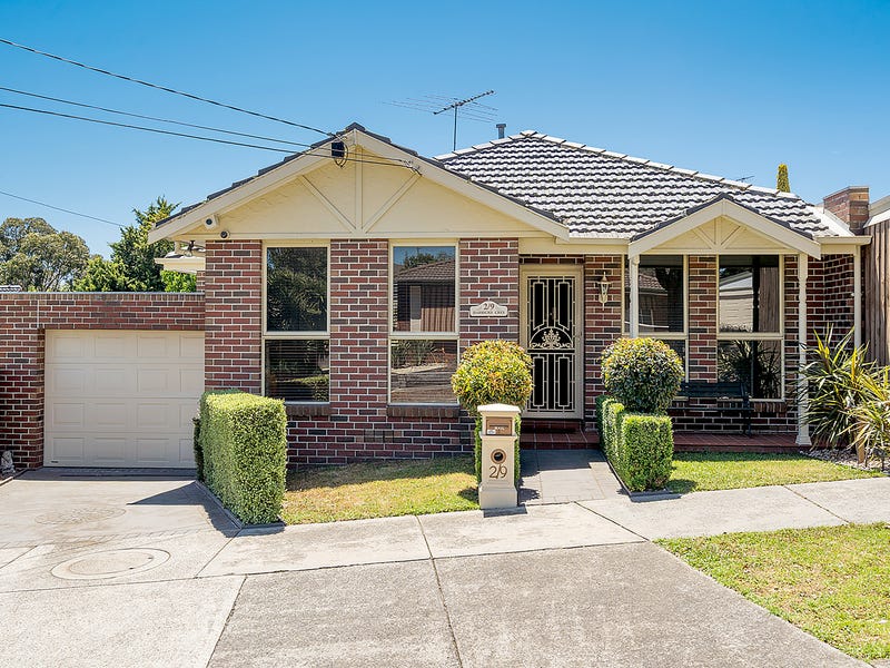 2/9 Harricks Crescent, Attwood, Vic 3049 Property Details