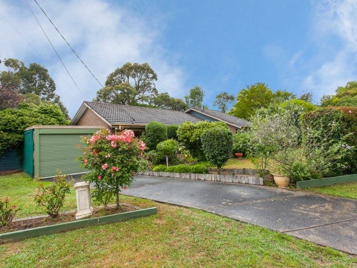 68 Lancaster Road, Mooroolbark, Vic 3138 Property Details