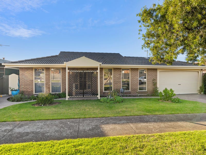 12 Moruya Drive, Grovedale, Vic 3216 Property Details