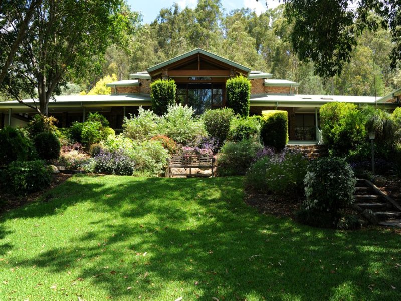 520 Gold Creek Road, Brookfield, Qld 4069 Property Details