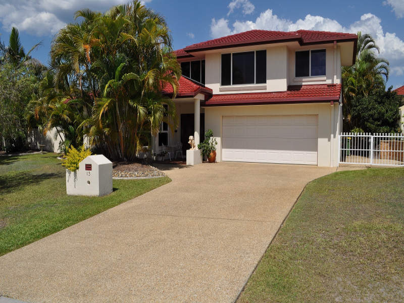 13 Fitzalan Circuit, Arundel, Qld 4214 Property Details