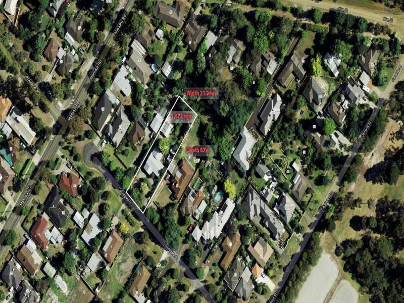 8 Castlegate Place, Berwick, Vic 3806 Property Details