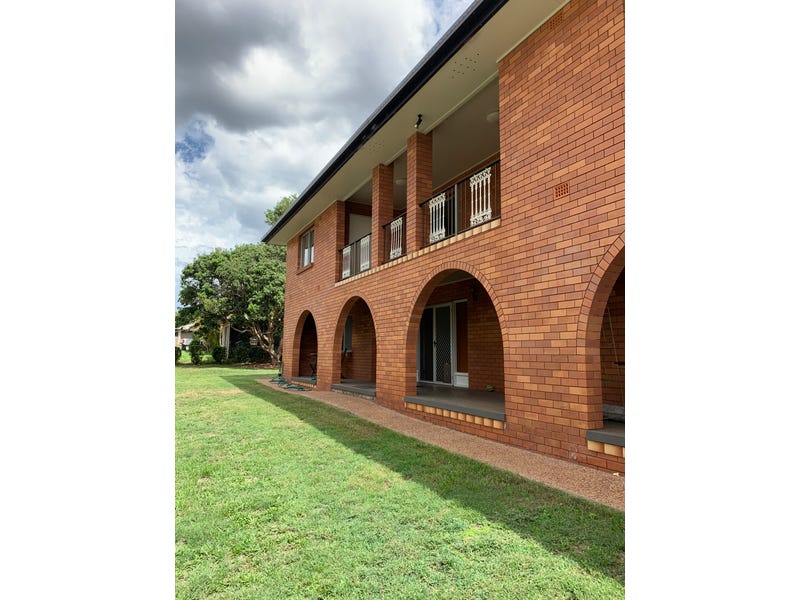 2 Armstrong Street, Atherton, QLD 4883