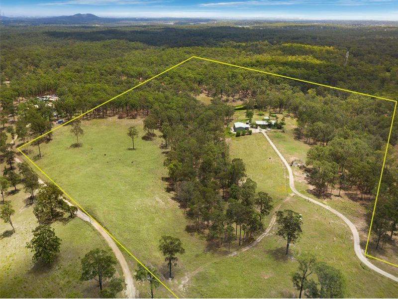 261 Avalon Road, Sheldon, Qld 4157 Property Details