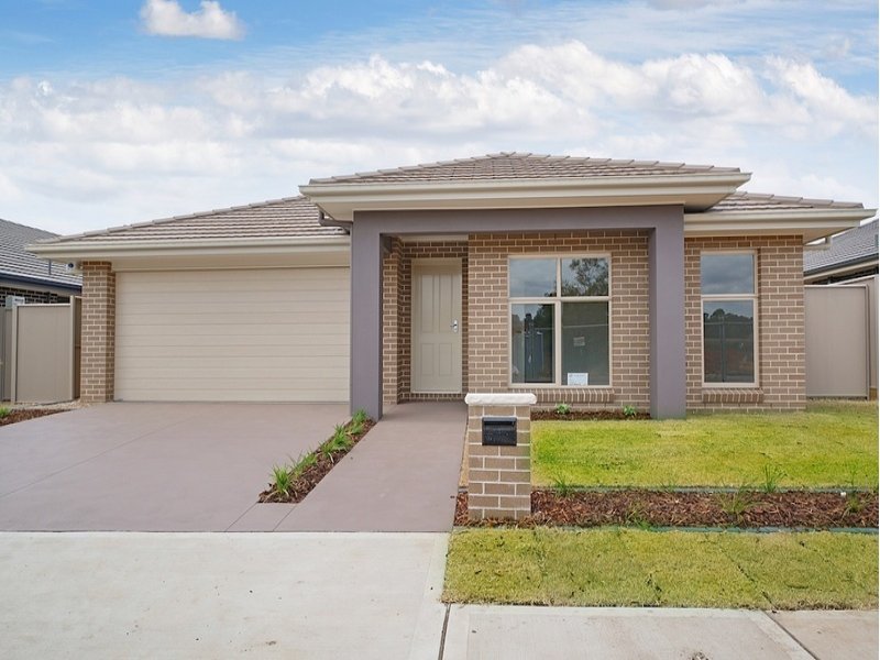 40 Springs Road, Spring Farm, NSW 2570