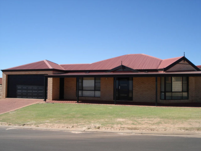 5 Neptune Corner, Glenfield, WA 6532