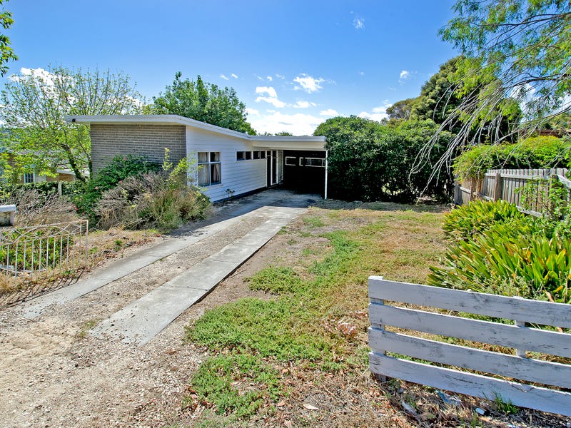 86 North Valley Road, Highton, Vic 3216 Property Details