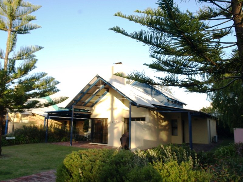 24/95 Gifford Road, Dunsborough, WA 6281 Property Details