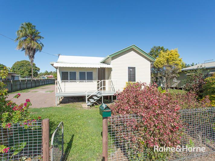 34 Sarina Beach Road, Sarina, QLD 4737