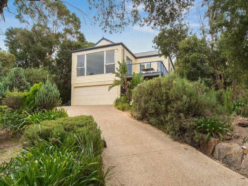 27 Fairbairn Avenue, Mount Martha, VIC 3934