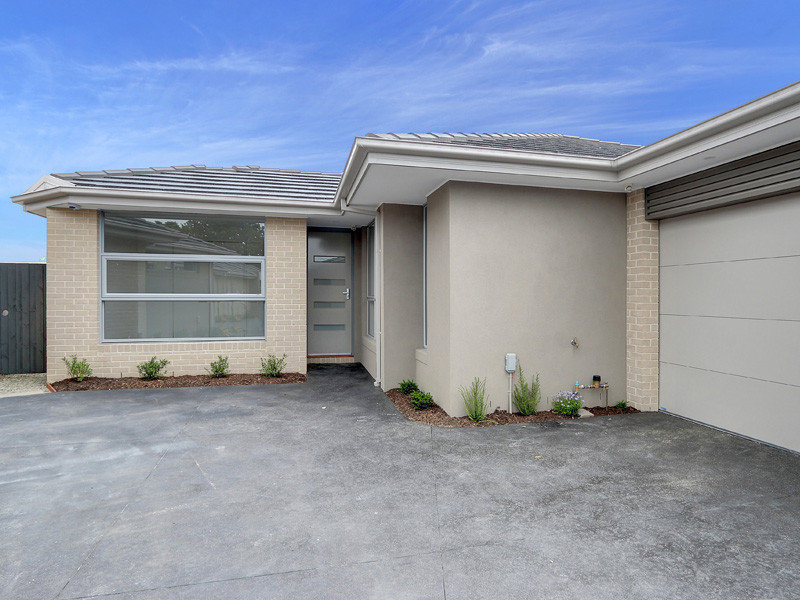 26D Macdonald Grove, Mornington, Vic 3931 Property Details