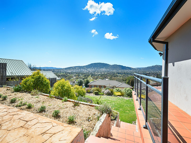 8 Price Place, Gordon, ACT 2906 Property Details