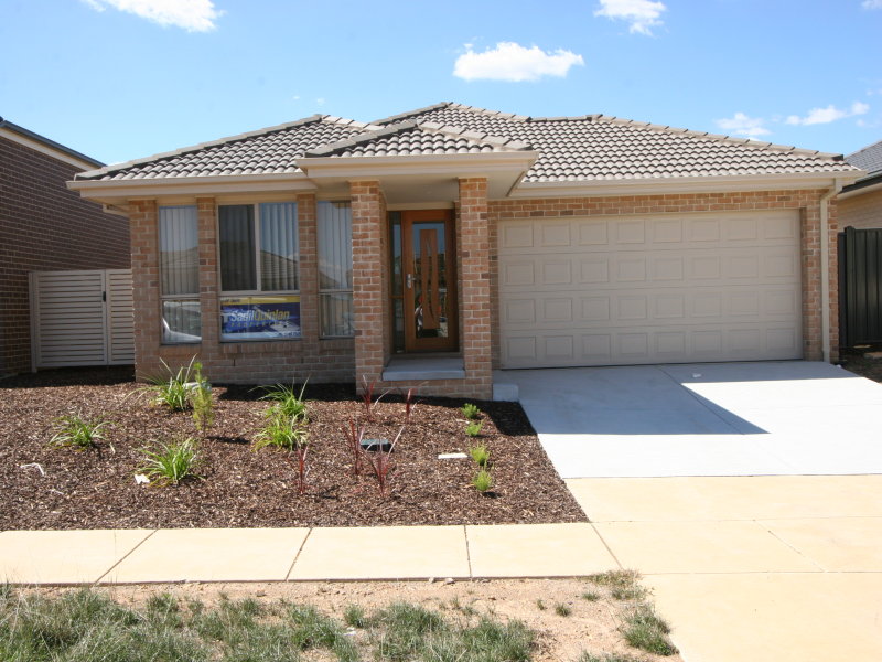 42 Casilda Street, Harrison, ACT 2914 Property Details