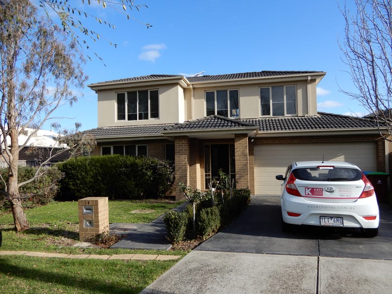 1/4 Castlegate Place, Berwick, VIC 3806