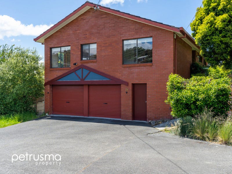 1/28 Mount Royal Road, Kingston Beach, TAS 7050
