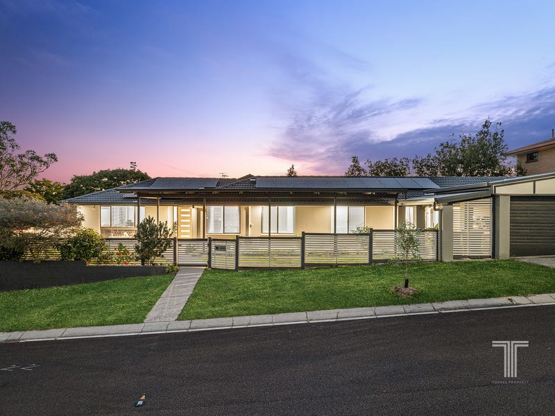 6 Cadogan Street, Carindale, Qld 4152 Property Details