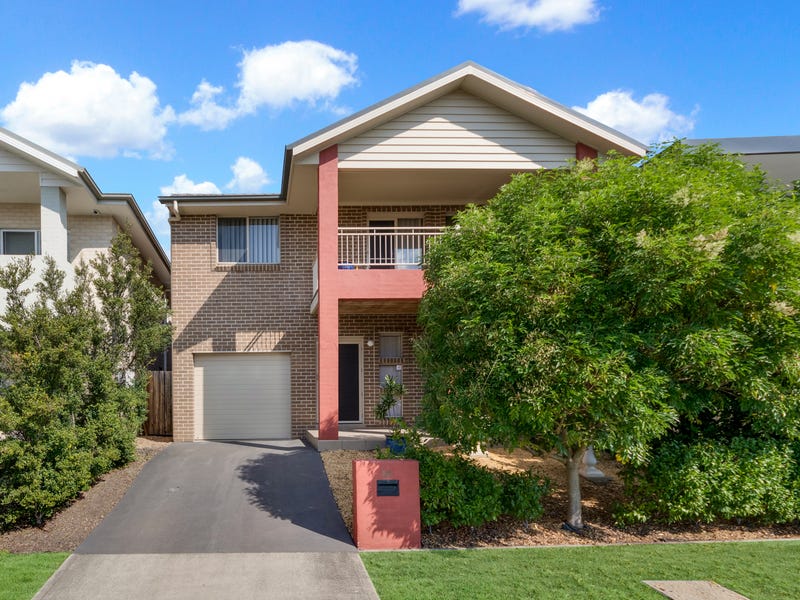 32 Carlton Road, Campbelltown, NSW 2560 Property Details