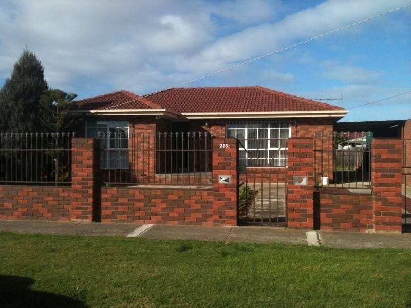 213 Furlong Road, St Albans, VIC 3021