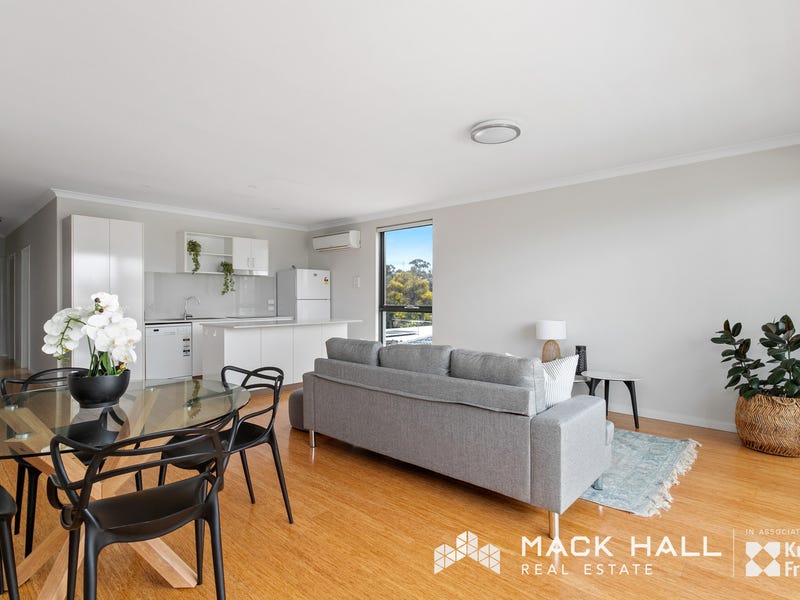 15 Brindley St, Belmont, WA 6104 Property Details