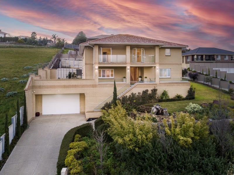 13 Lynton Court, Greenvale, VIC 3059