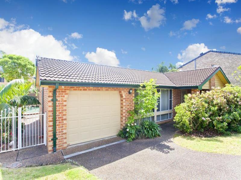 17 Banbury Cres, Chipping Norton, NSW 2170