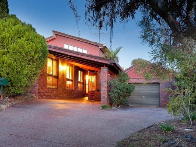 38 Mountain View Drive, Lavington, NSW 2641 Property Details