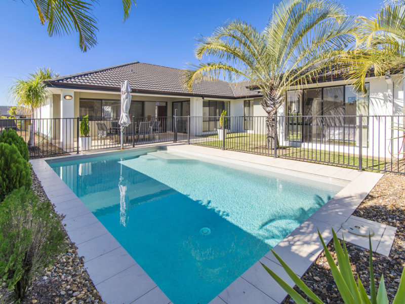 15 Highcrest Circuit, Molendinar, Qld 4214 - Property Details