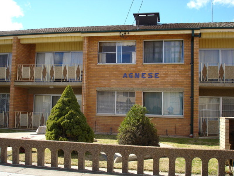 2 127 Piper Street Bathurst NSW 2795 Realestate au
