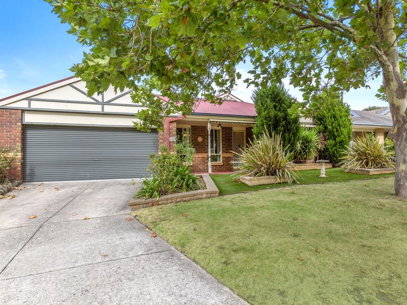 92 Maxwell Street, Mornington, Vic 3931 Property Details