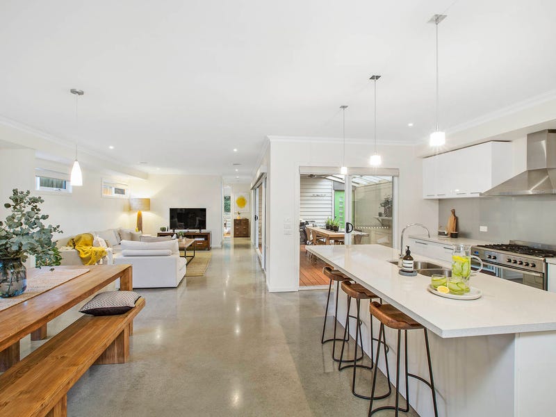 6 Lyrebird Street, Ocean Grove, VIC 3226