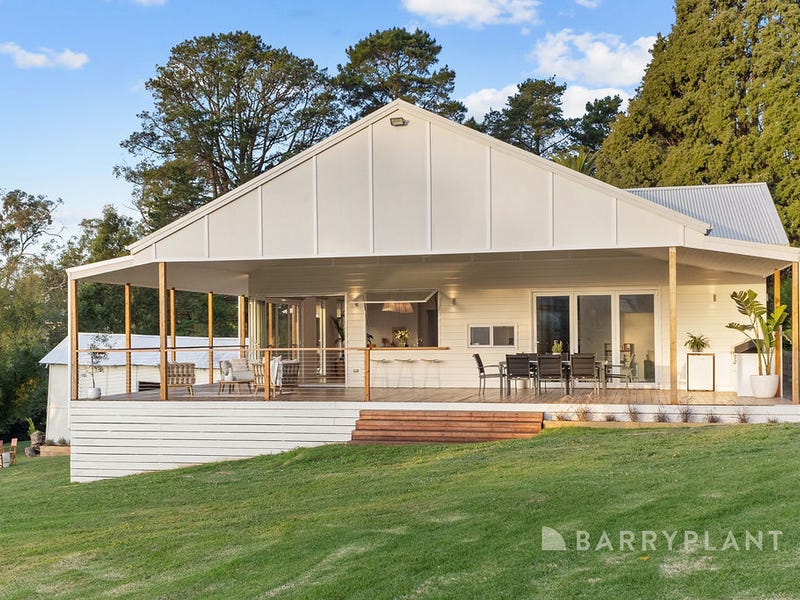 1004 Mount Dandenong Tourist Road, Montrose, VIC 3765