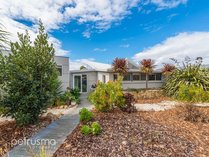 447 Clifton Beach Road, Clifton Beach, TAS 7020