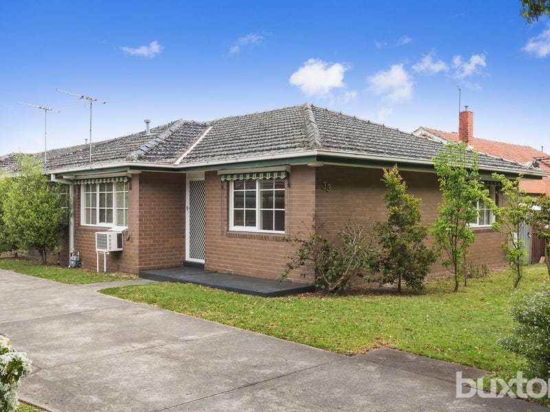 1/33 Leila Road, Ormond, Vic 3204 Property Details