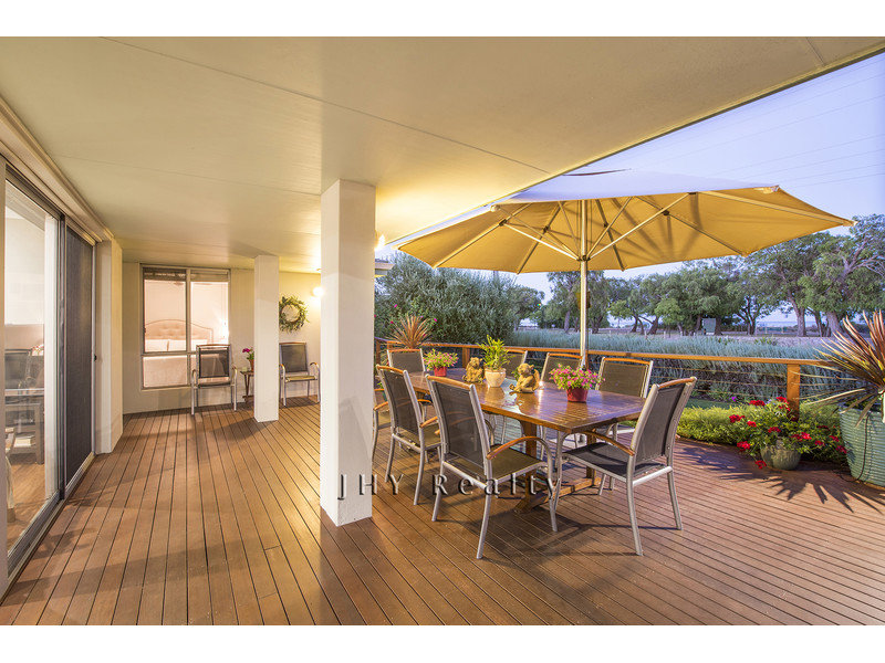 38 Geographe Bay Road, Dunsborough, WA 6281 Property Details