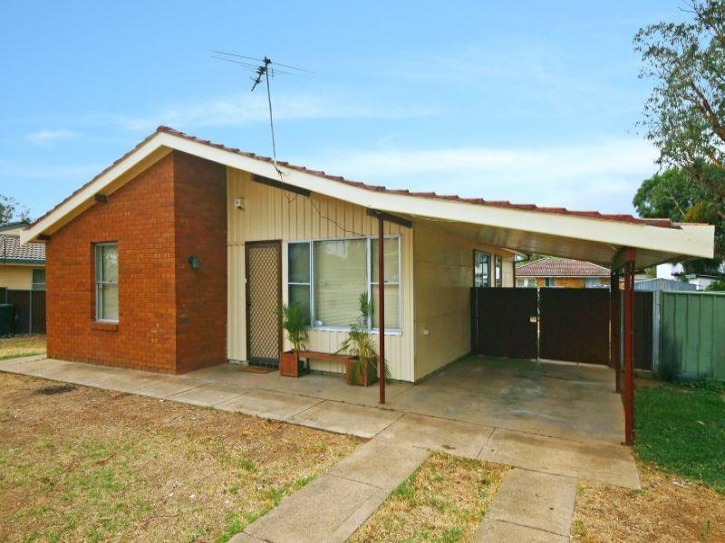 9 Kenny Drive, West Tamworth, NSW 2340