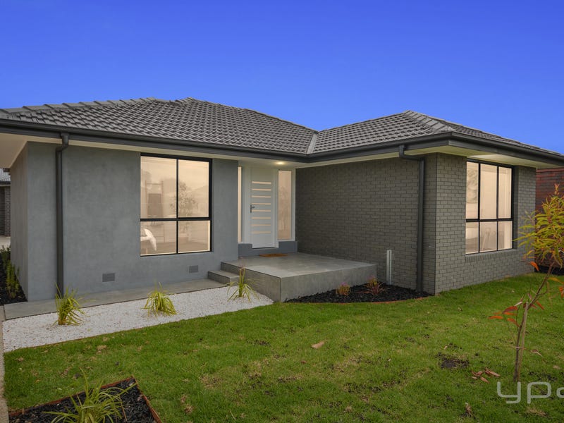 1/11 Grant Avenue, Werribee, Vic 3030 Property Details