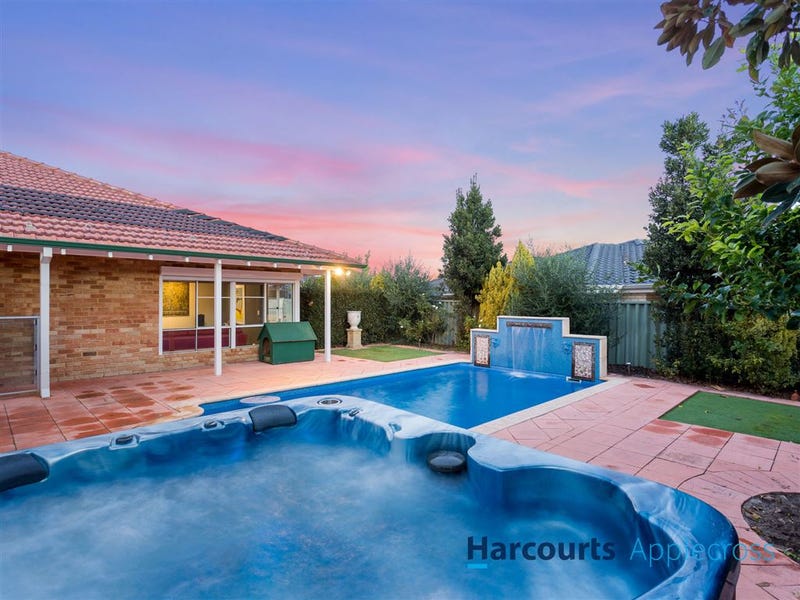 98 Aitken Drive, Winthrop, WA 6150