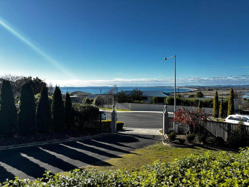 3 Samantha Court, Bridport, Tas 7262 House for Rent