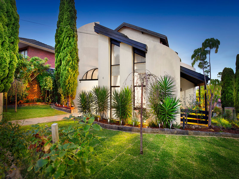 6 Lovett Drive, Avondale Heights, VIC 3034