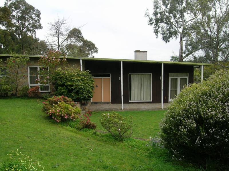 105 Andersons Creek Road, Doncaster East, VIC 3109