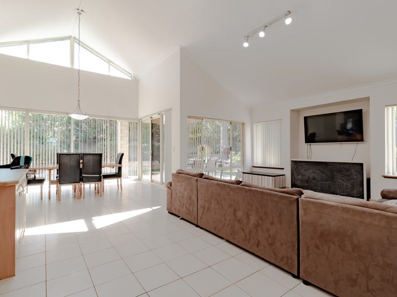 23 Sheffield Place, Hillarys, WA 6025 Property Details