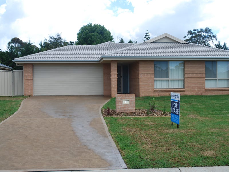 3 Doreen Court, West Nowra, NSW 2541