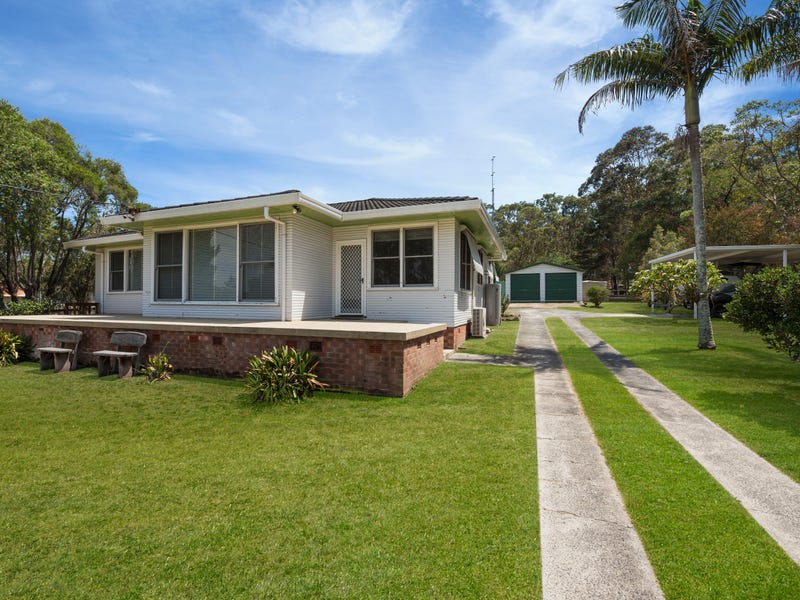 115 Johns Road, Wadalba, NSW 2259 Property Details