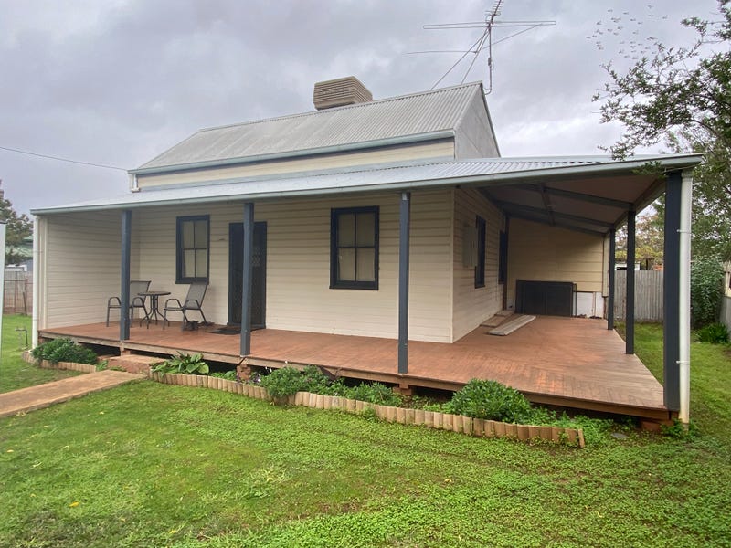 211 Austral Street, Temora, NSW 2666 - Property Details